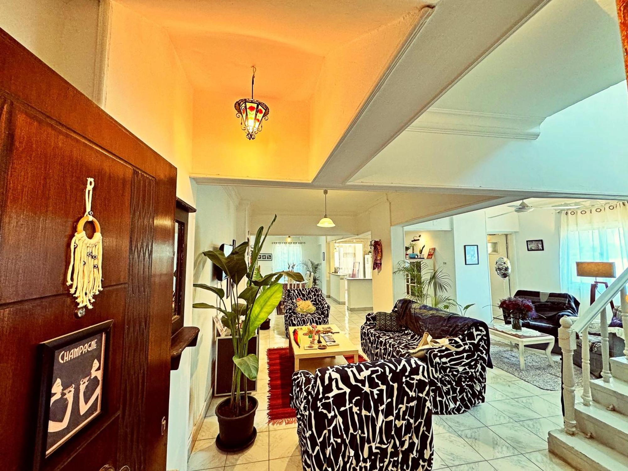 Large Room With Its Own Balcony Kairo Exterior foto